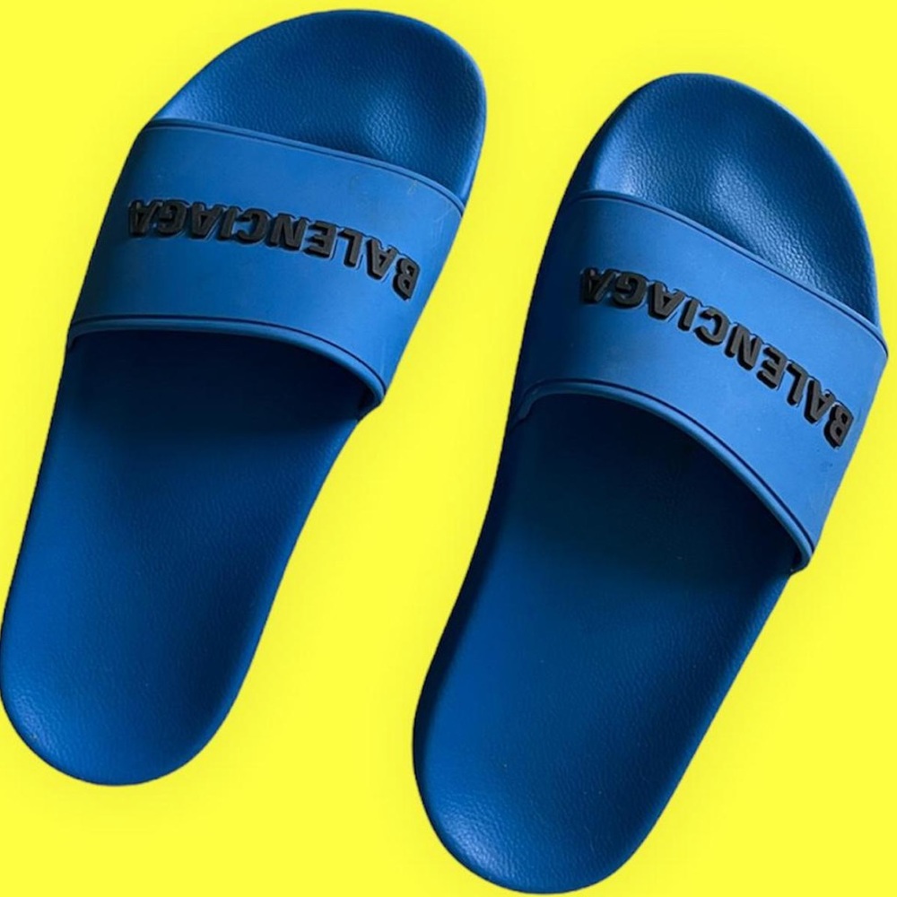 Gently used balenciaga